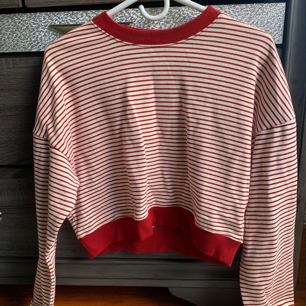 Stripped cropped sweater